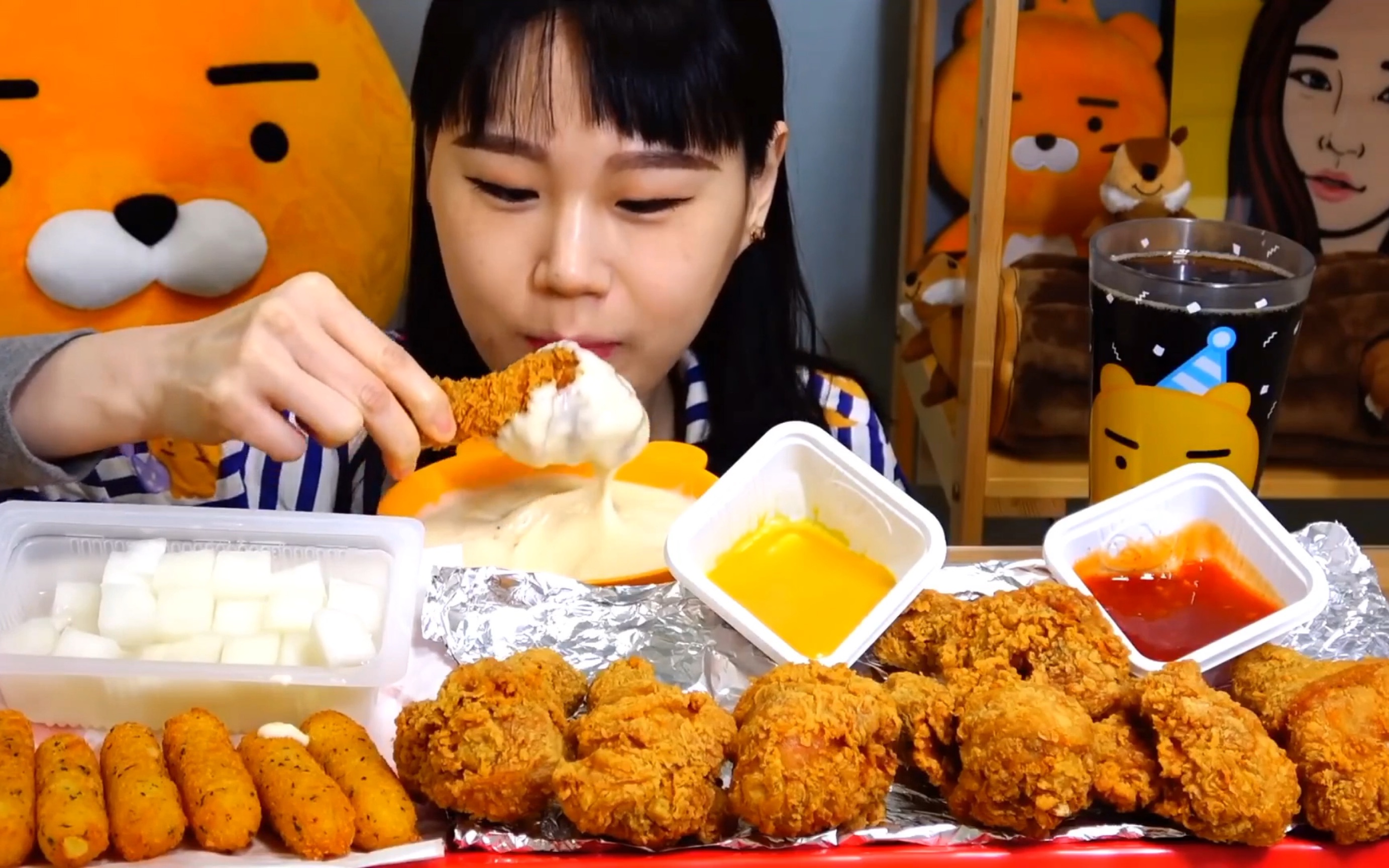 【卡妹】韩国吃播卡妹吃炸鸡
