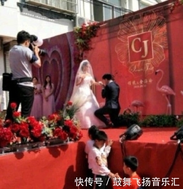 撞了摩托车走了