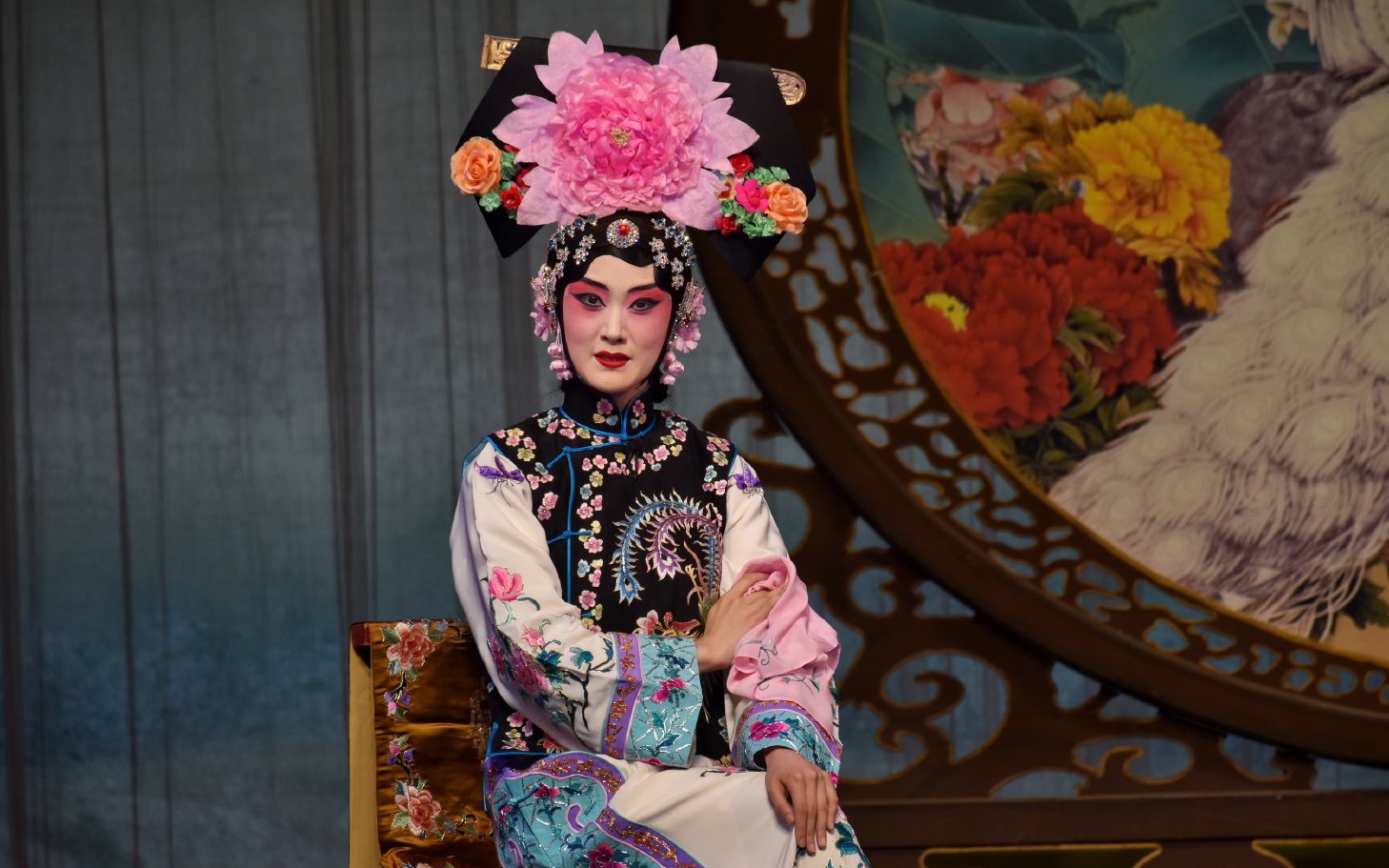 张火丁京剧程派艺术研习班汇报演出《朱痕记》《战金山》《坐宫》(共