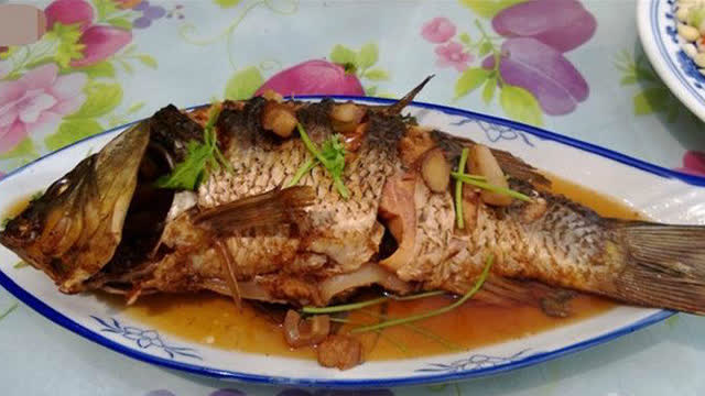 侉炖鱼,汤美肉嫩味绝妙
