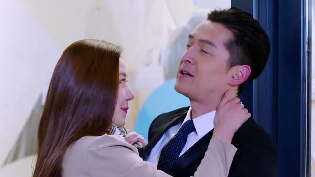 猎场大结局: 严枫长吻胡歌惹罗伊人不满,她吃完饭就抓住胡歌狂吻