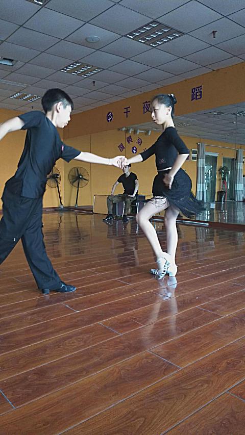拉丁舞练习20190921