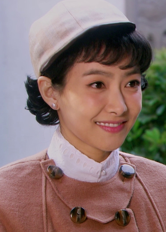 《茧镇奇缘》第8集看点:被黄老爷认做干女儿 春晓正式升级成黄家二.