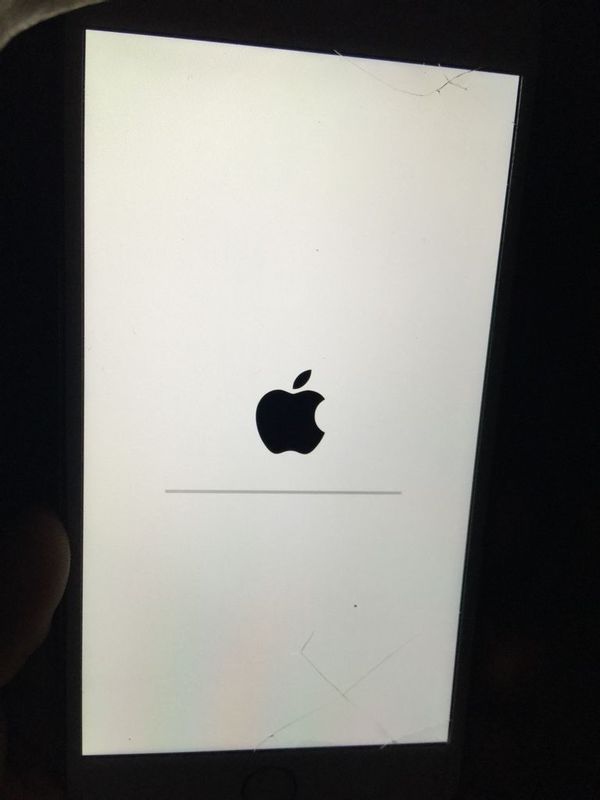 iPhone6plus手机恢复出厂设置卡机白苹果。 求