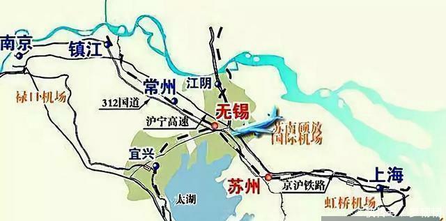 高铁穿过的机场