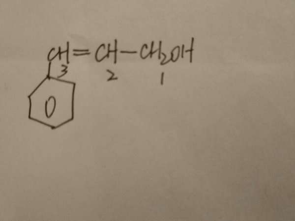 3-苯基-2-丙烯-1-醇的结构式