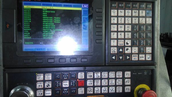宝源数控车床在面板如何编程序,那一步到那一