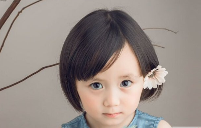 2岁小女孩短发发型图片
