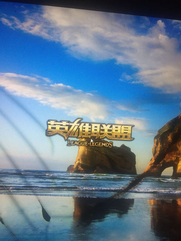 英雄联盟更新完进不去游戏,一直出现这个界面