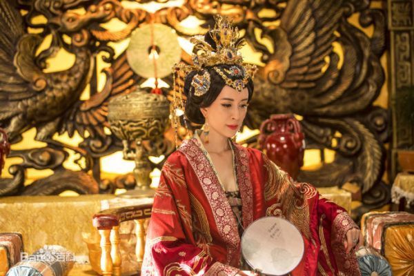 《陆贞传奇》中杜衡的饰演者:金巧巧