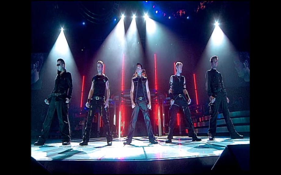 [图]【Westlife 】The Greatest Hits Tour 2003 DVD 曼彻斯特演唱会 英字歌词字幕