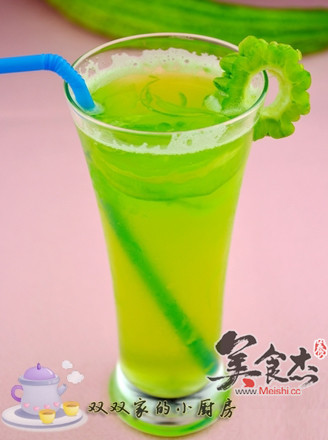 前言 材料 苦瓜:1根;  碳酸饮料: 1瓶;  苦瓜饮的做法 2 选择一瓶碳酸