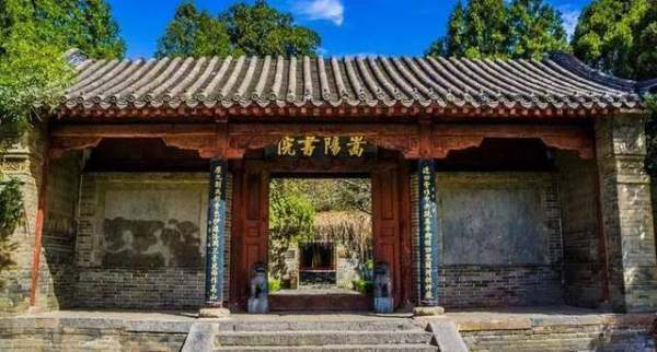 分别有多少岁了?