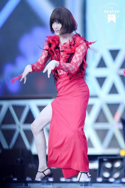 金俊勉女装照片 谢谢了