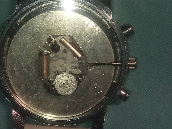 这种手表表把怎么拆