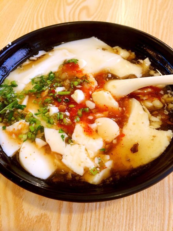 用内酯做豆腐脑为什么会酸,下边的还有点没凝固好,是怎么回事,又知道