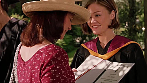 麻雀变王妃-回到家乡奶牛场做自己原本的农村女孩!