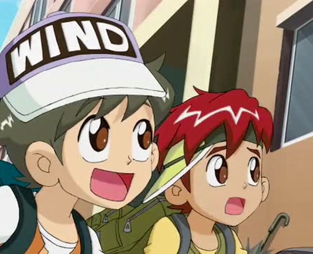 雷速登闪电冲线:马小玲帮助凌风,凌云躲过了掉落的灯,凌云竟以为她是