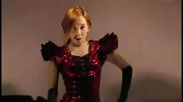 求少女时代日本二巡泰妍paparazzi时候的照片