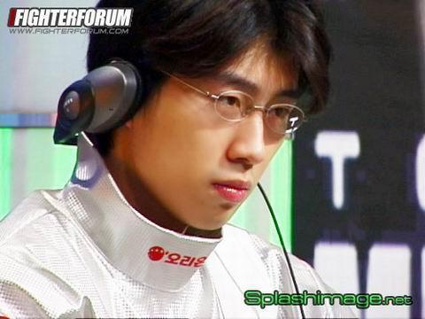 星际选手视力不好这个梗是怎么来的