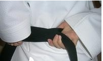 白带跆拳道腰带系法
