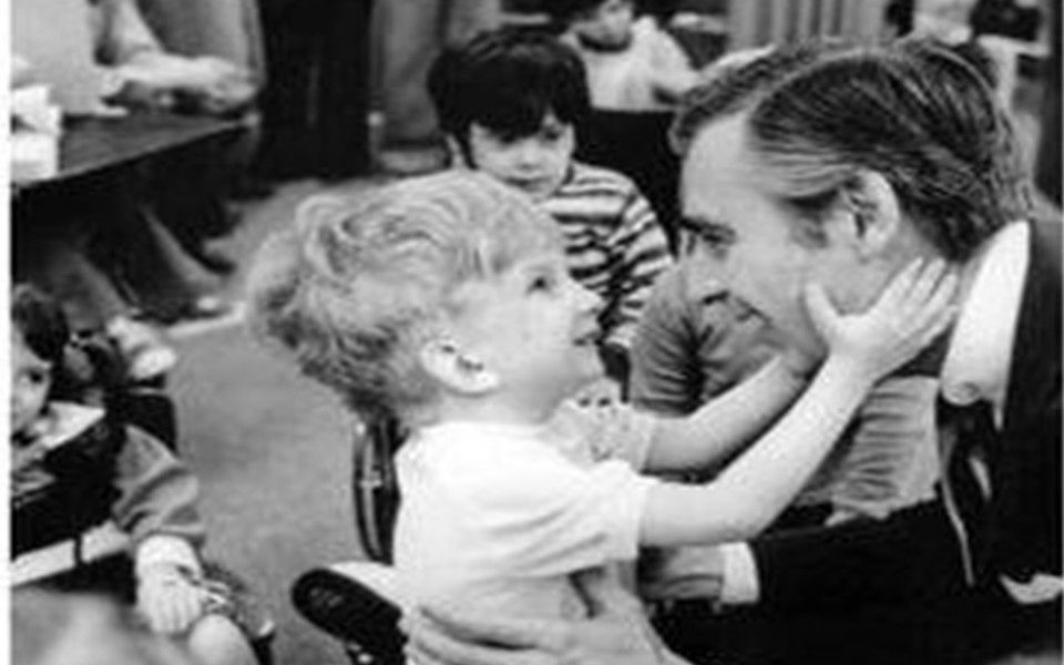 [图]美国教育家 Fred Rogers