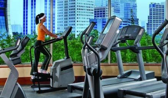 一个人去健身房会尴尬吗?