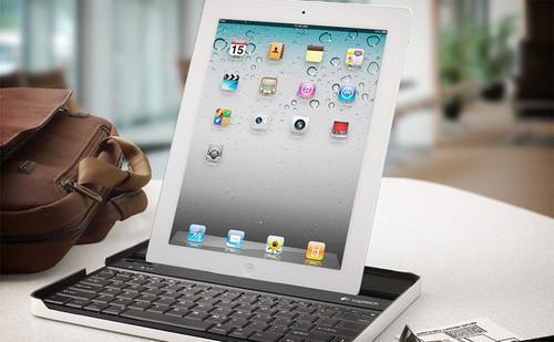 新款ipad可以用鼠标,或者键盘吗
