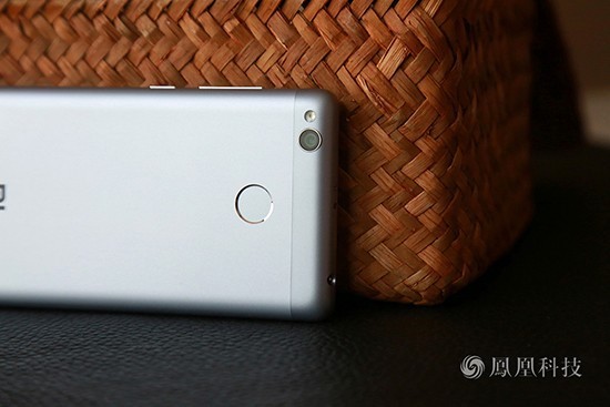 红米3s对比魅蓝3s评测:续航