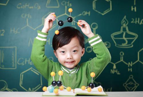 有谁知道四角游戏?真的多出一个人?哪位科学