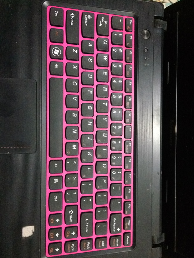 笔记本电脑开机键