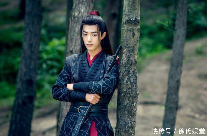 肖战今年送王一博