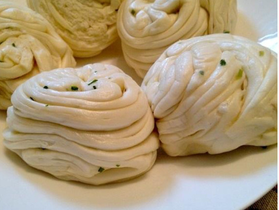 最简单花卷的拧法是怎样的呢