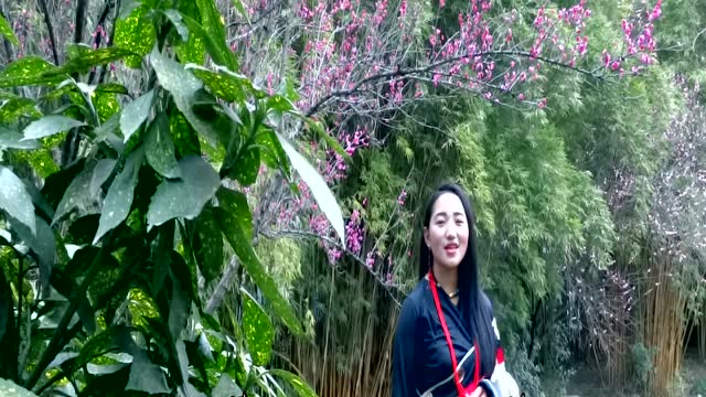 2018藏歌 《过素食》藏族歌女手旦增旺姆新歌