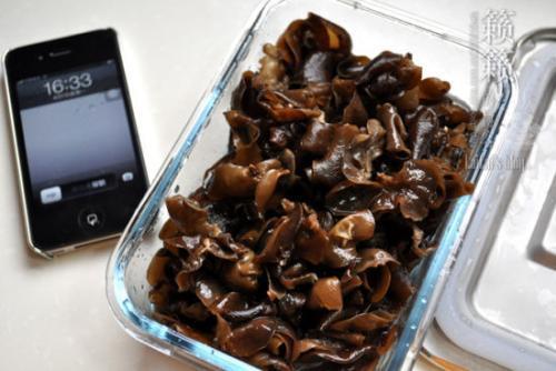 家庭快速泡发干海茄子的方法