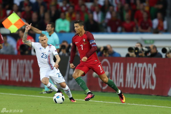 葡萄牙对战冰岛c罗是几号球衣