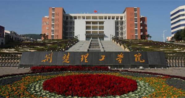 现代办公空间中的隐形英雄——办公设备