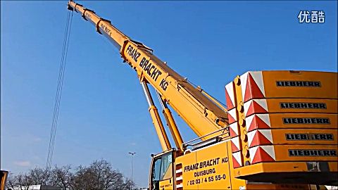 利勃海尔ltm 1400 全地面起重机吊运钢筋