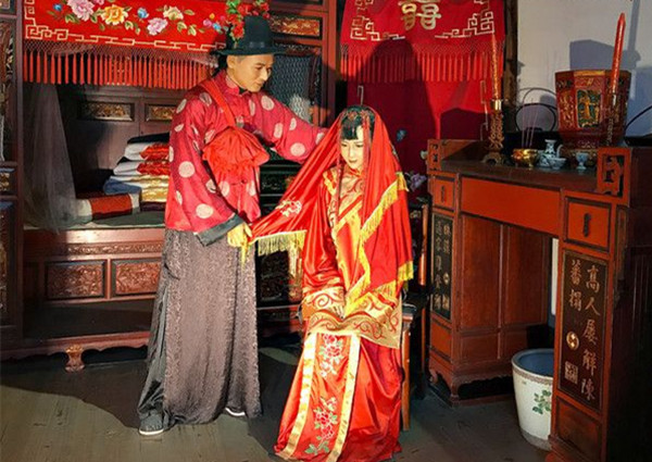 虽然从周以后,媒人逐渐从官方机构中淡化,但不代表着失去了法