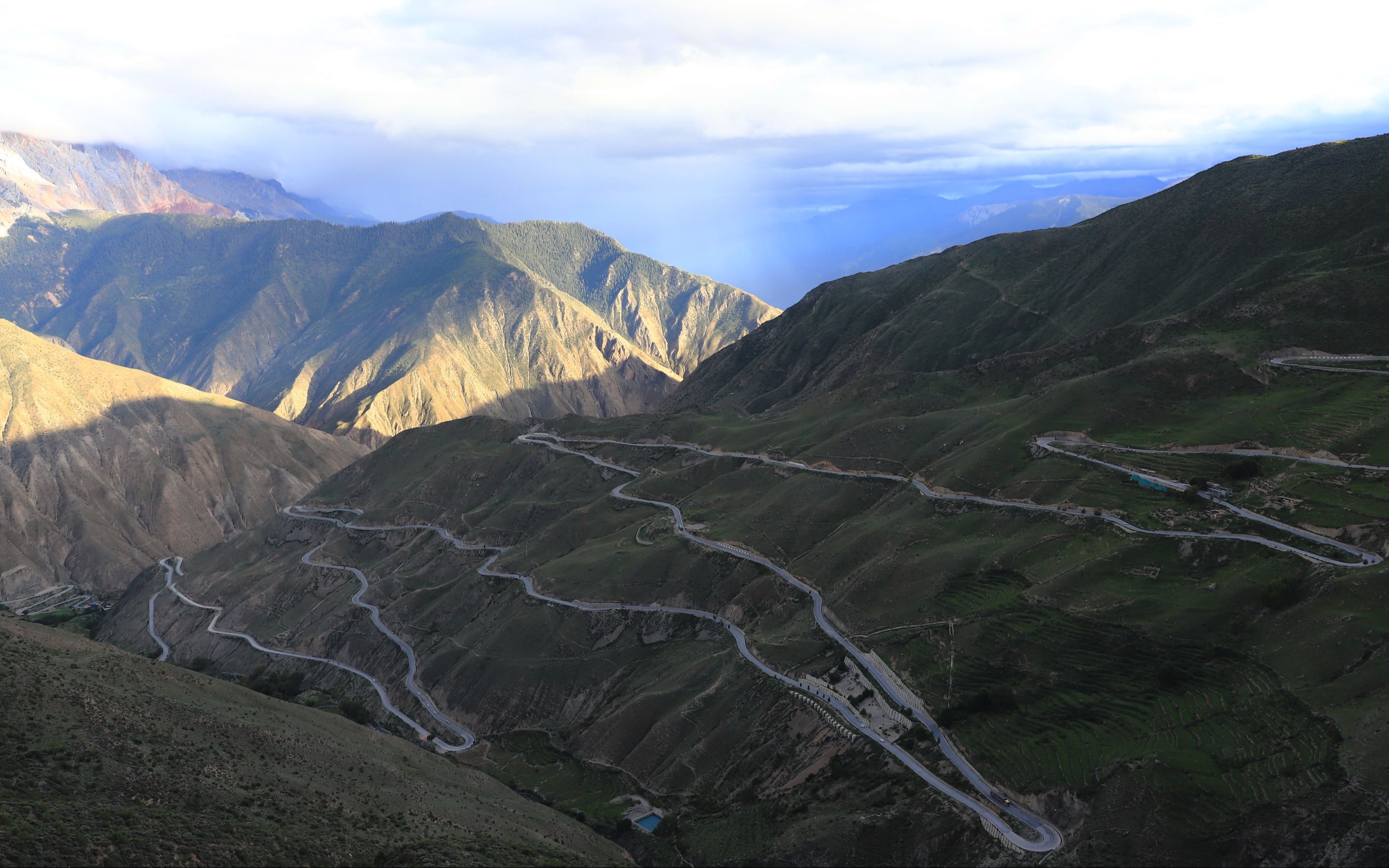  b>川藏线上 /b>的怒江72道拐,实际上有多少拐呢?