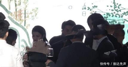 婚礼现场曝光新娘