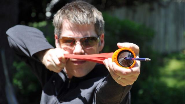 传统弹弓威力更强更安全的美国超级口袋 弹弓