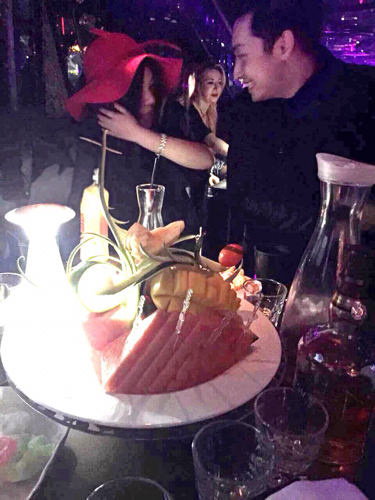 谁能火眼金睛看得出他们俩是什么关系?!