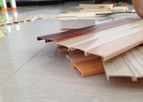 免漆板用封边条机器封边好还是木工用u型封边条好