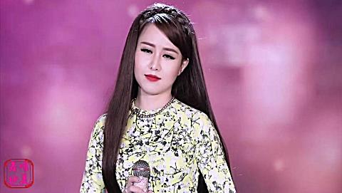 [图]Khuya Nay Anh Đi Rồi 越南美女幽美音乐