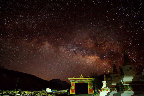 佳能6d拍摄星空怎么调白平衡