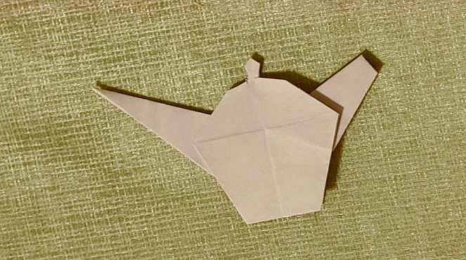 儿童折纸- 茶壶(中),它是茶文化中一种重要的 茶具