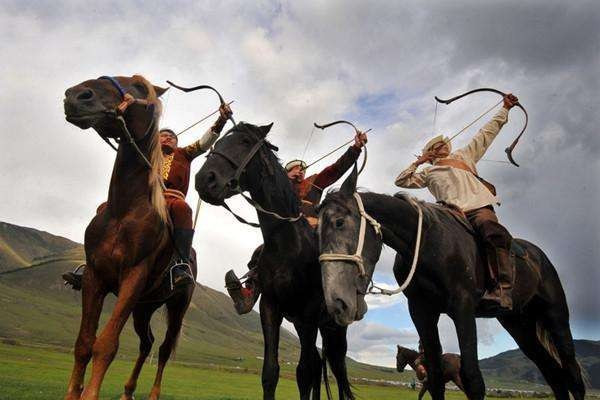 古代那么多的民族,哪一个游牧民族的战斗力最为强劲?