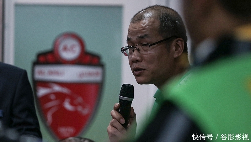 东亚杯国足与韩国比赛结果