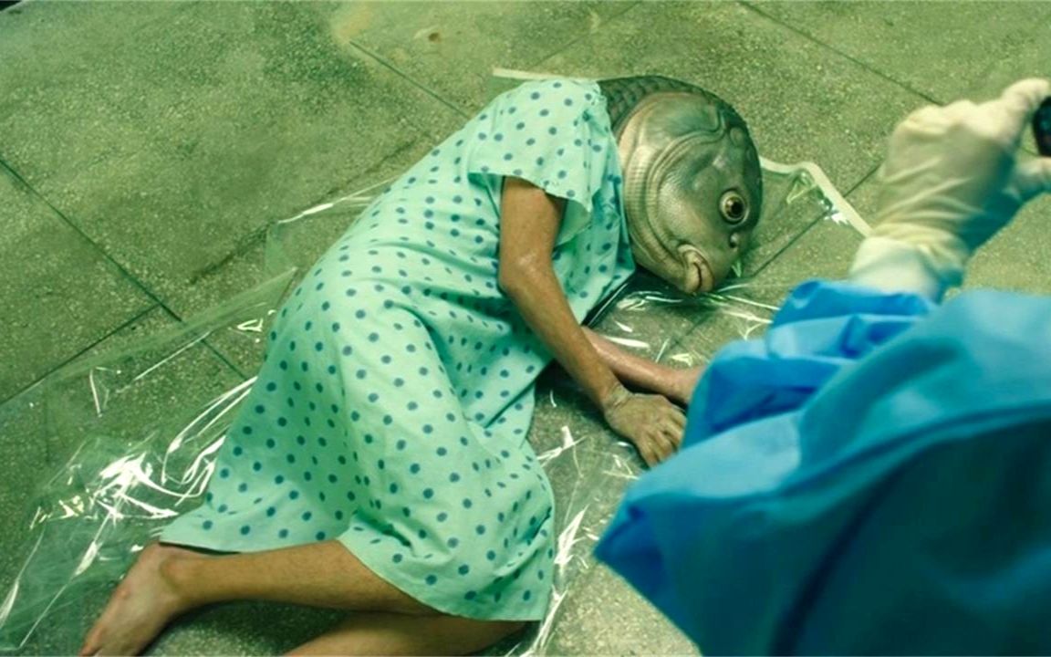 电影《 突然变异》,大学生缺钱参加人体研究实验,结果实验失败变成